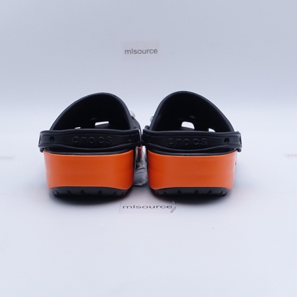 NEW Crocs x 7Eleven Classic Clogs 208272-001 Black/Orange - Picture 5 of 7